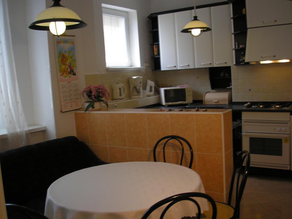 Apartment Accommodation Up To 17 Bratislava Luaran gambar