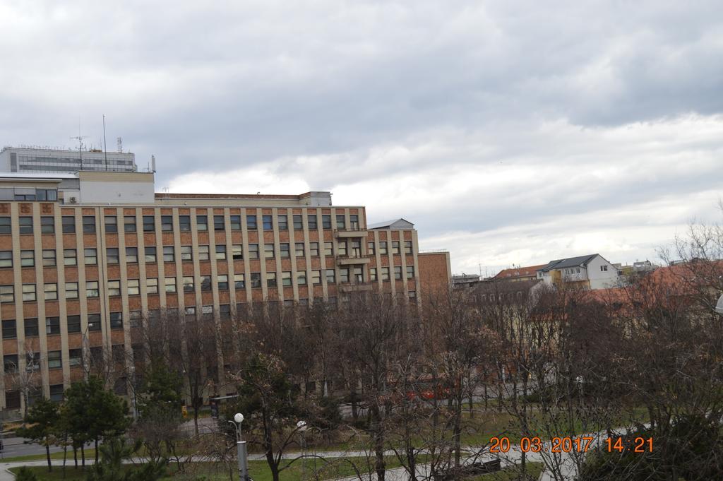Apartment Accommodation Up To 17 Bratislava Luaran gambar